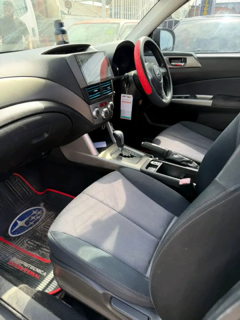 Subaru Forester 2009 Black for Sale thumbnail 7