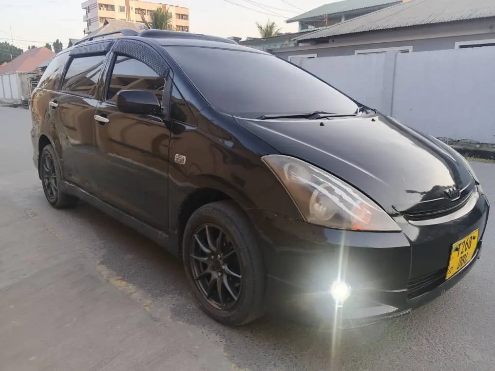 Toyota Wish 2005/6 - Black thumbnail 4