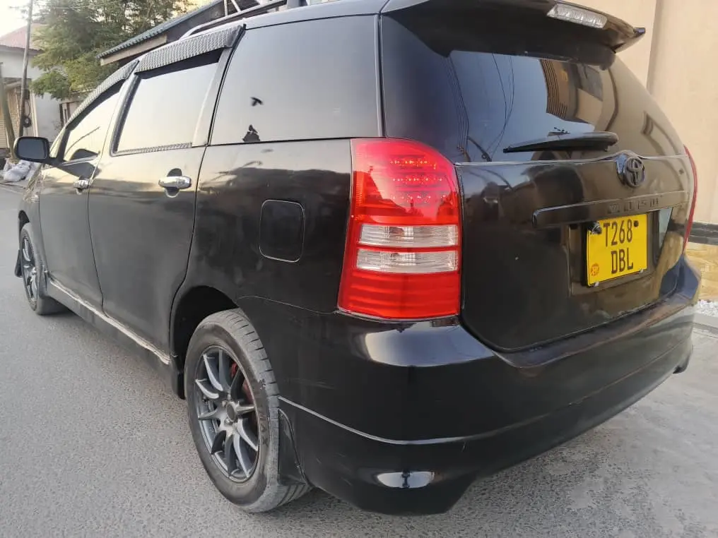 Toyota Wish 2005/6 - Black thumbnail 5