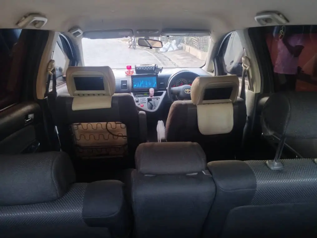 Toyota Wish 2005/6 - Black thumbnail 7