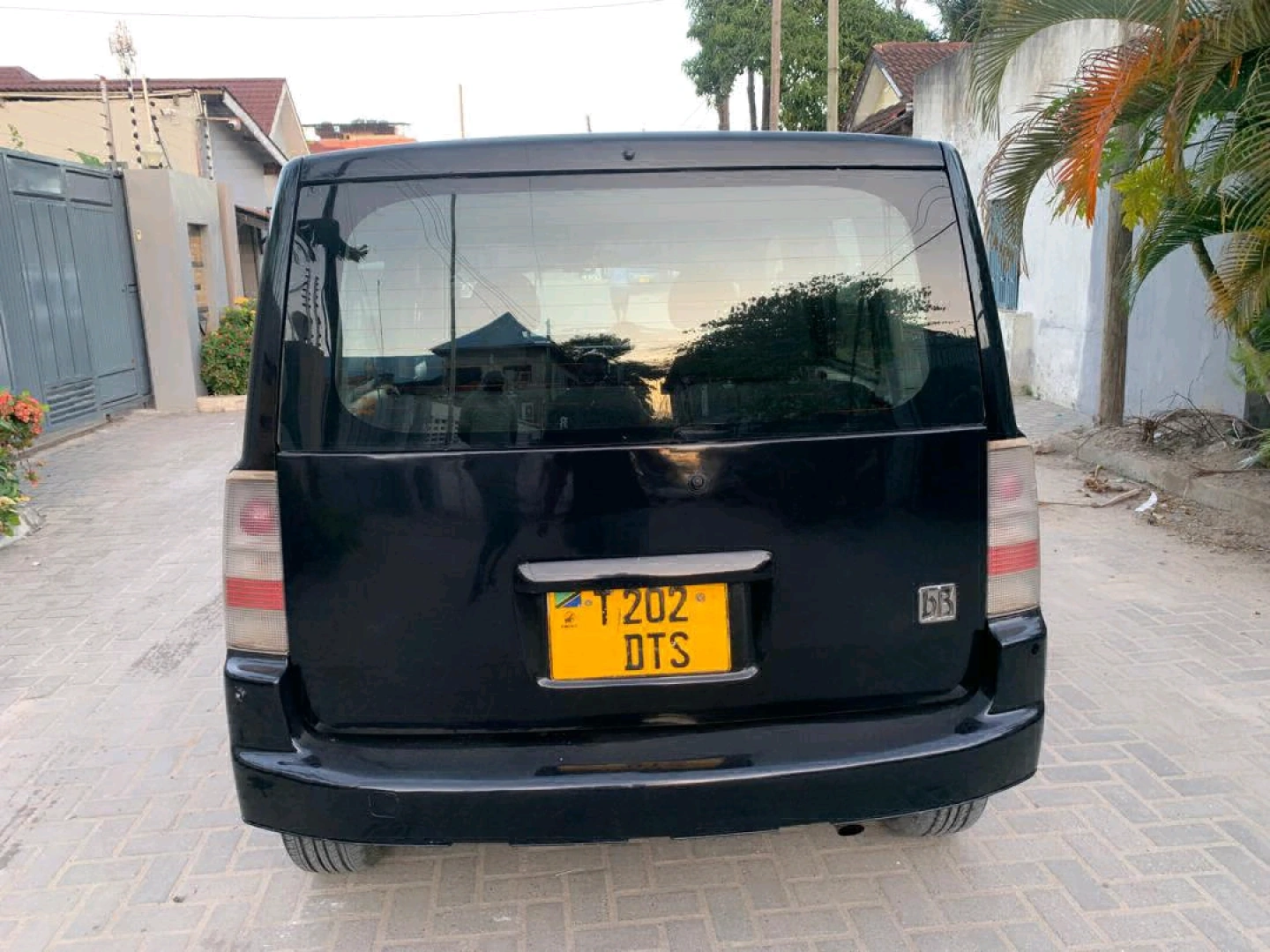 Toyota bB 2004 Automatic Black thumbnail 5