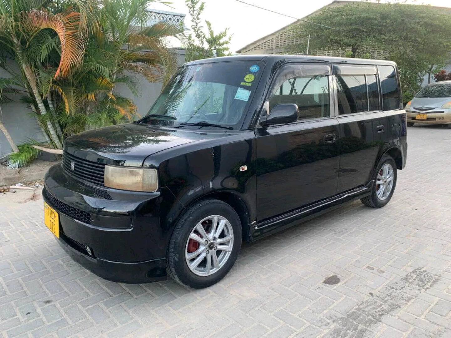 Toyota bB 2004 Automatic Black thumbnail 6