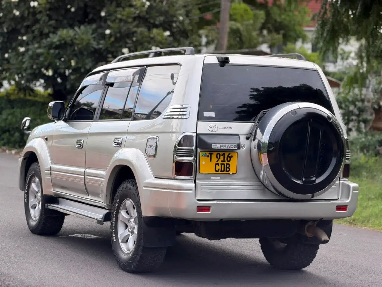 Toyota Land Cruiser Prado 2002 thumbnail 4