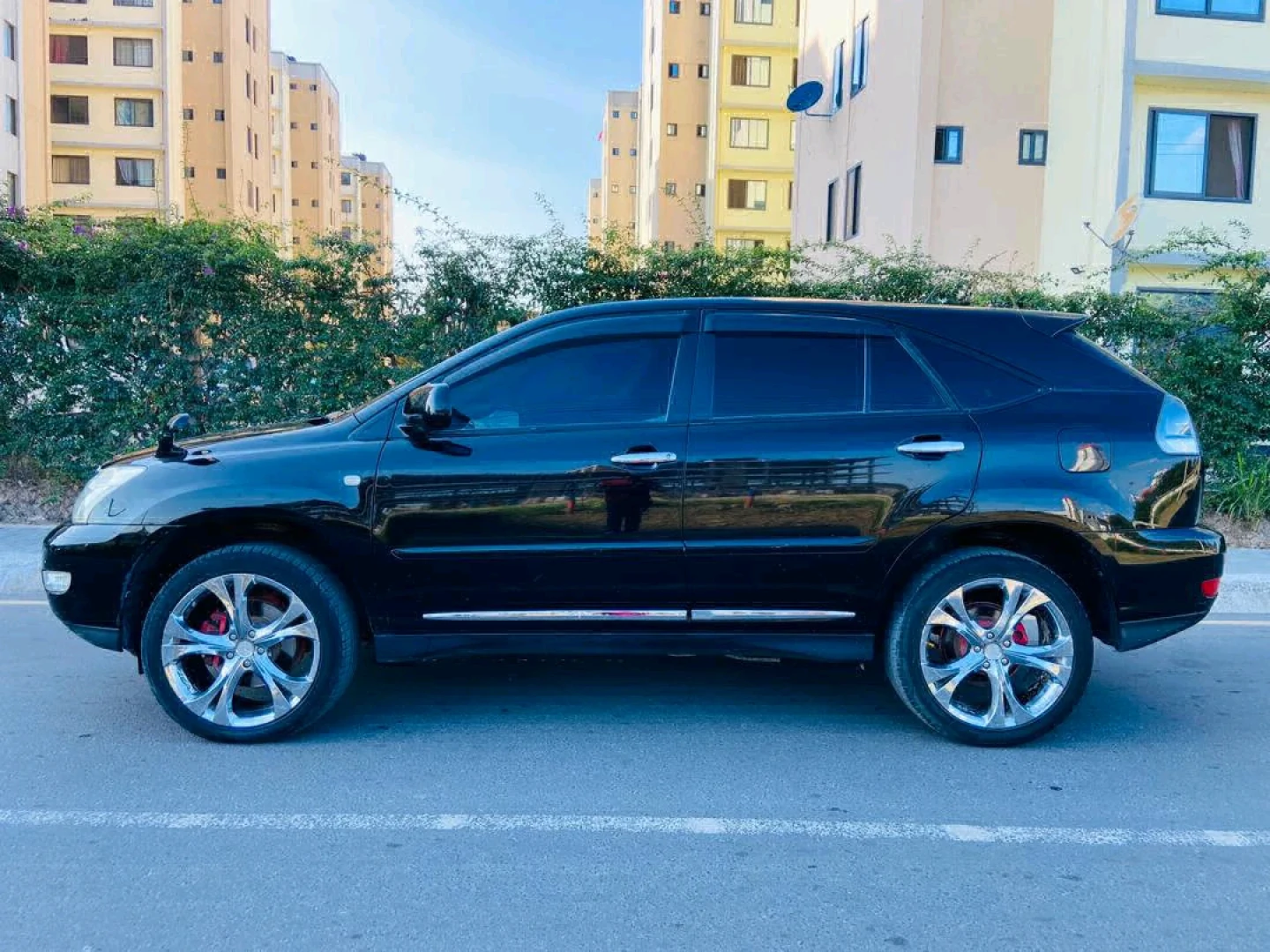 Toyota Harrier/Lexus RX 2005 SUV thumbnail 5