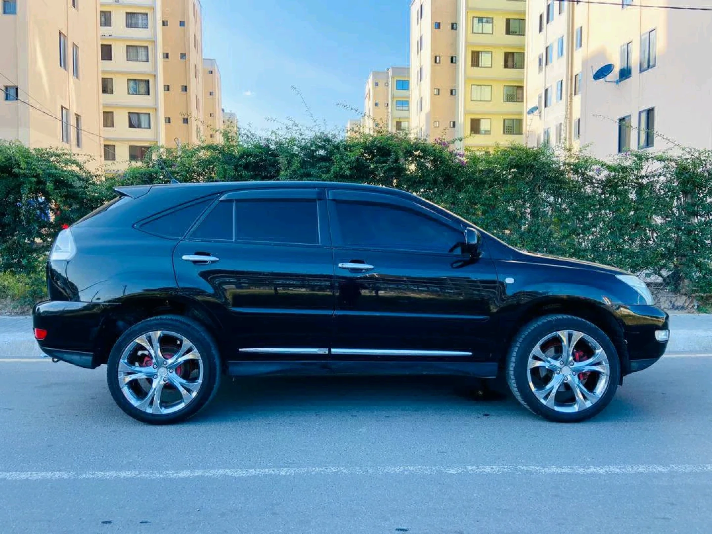 Toyota Harrier/Lexus RX 2005 SUV thumbnail 6