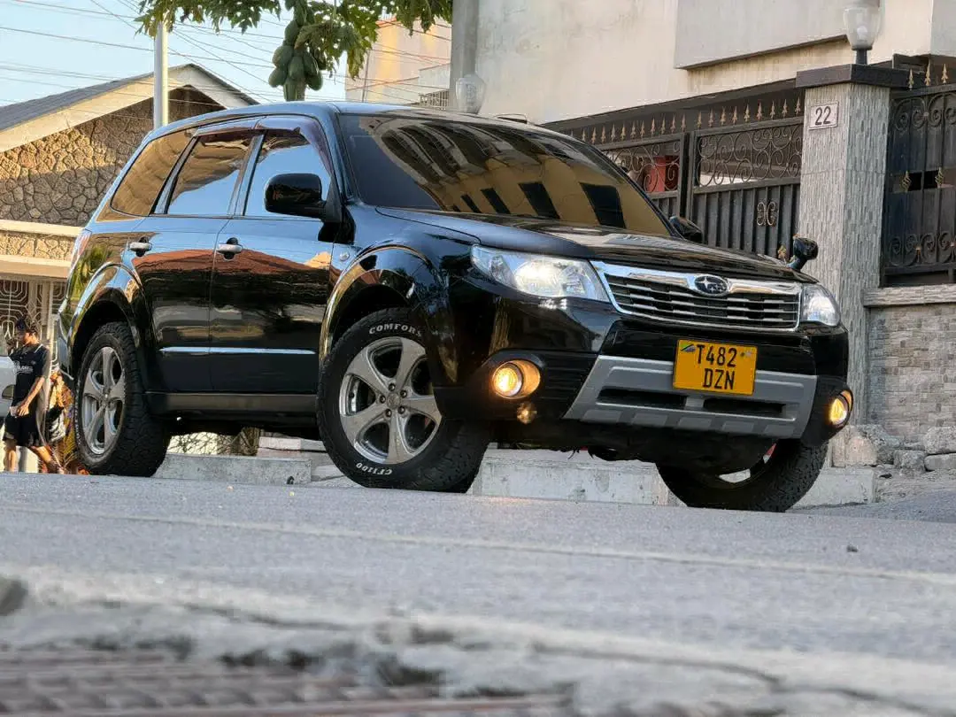 Subaru Forester 2007 Nyeusi thumbnail 4