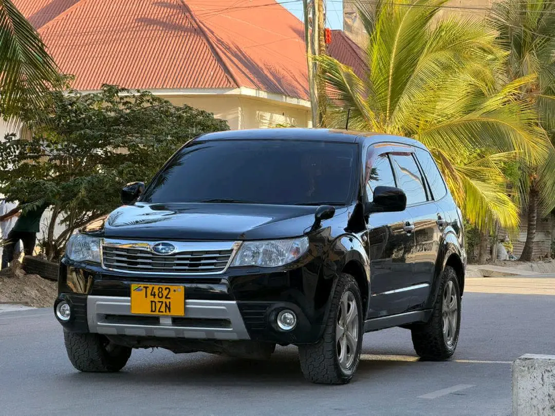 Subaru Forester 2007 Nyeusi thumbnail 5