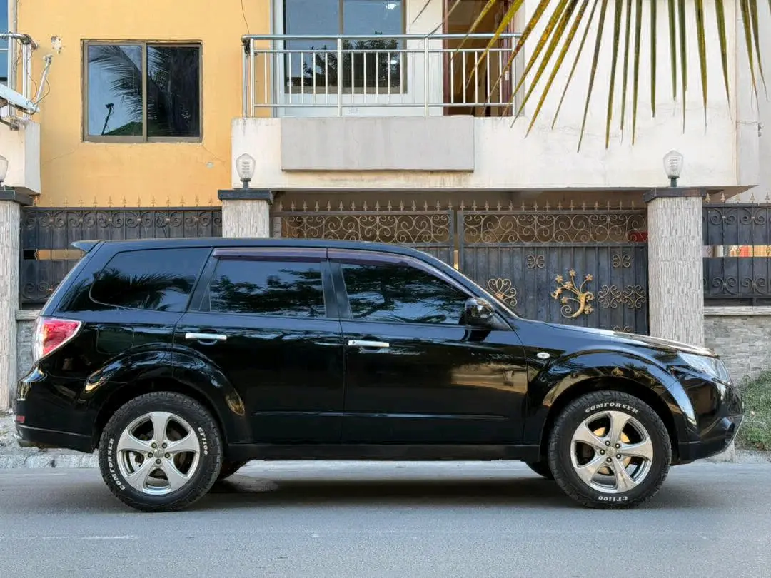 Subaru Forester 2007 Nyeusi thumbnail 6