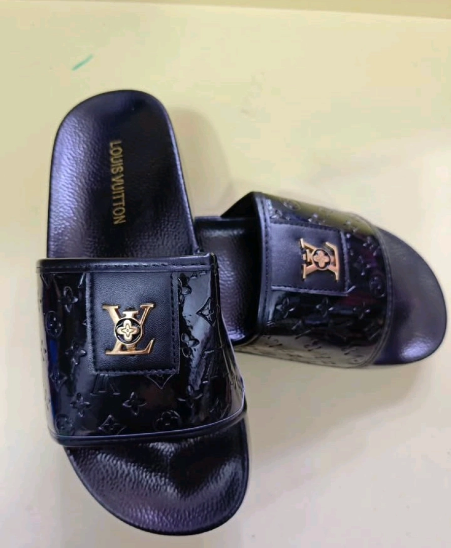 Louis Vuitton Slide Sandals Black/Blue Checkered thumbnail 2