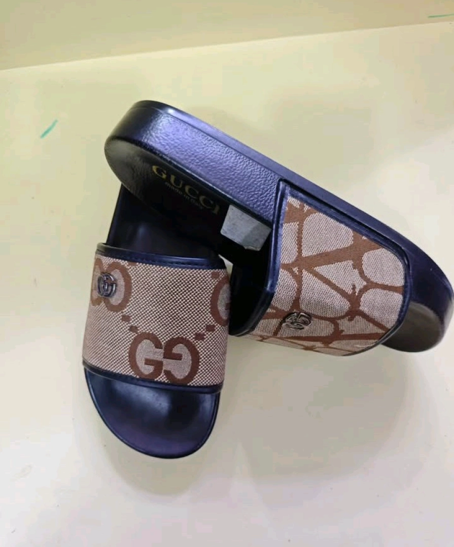 Louis Vuitton Slide Sandals Black/Blue Checkered thumbnail 5