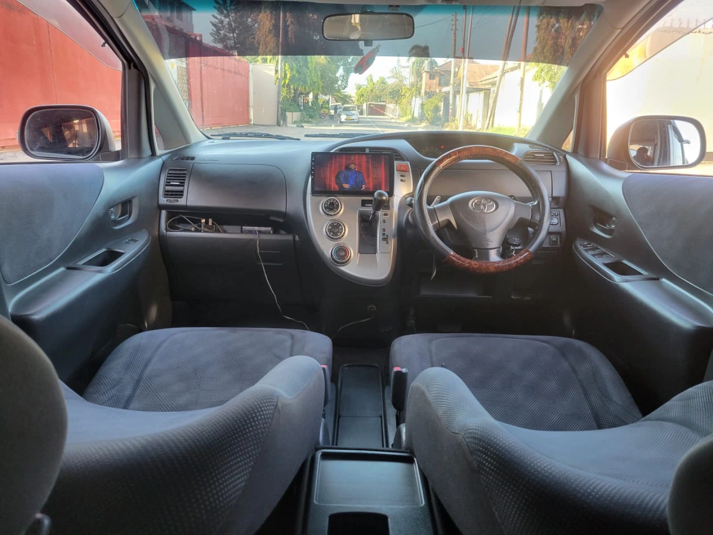 Toyota Ractis 2006, 1490 CC, Full AC thumbnail 6