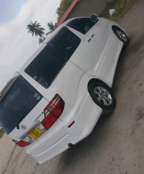 Toyota Alphard Minivan 2007, Low Mileage thumbnail 3