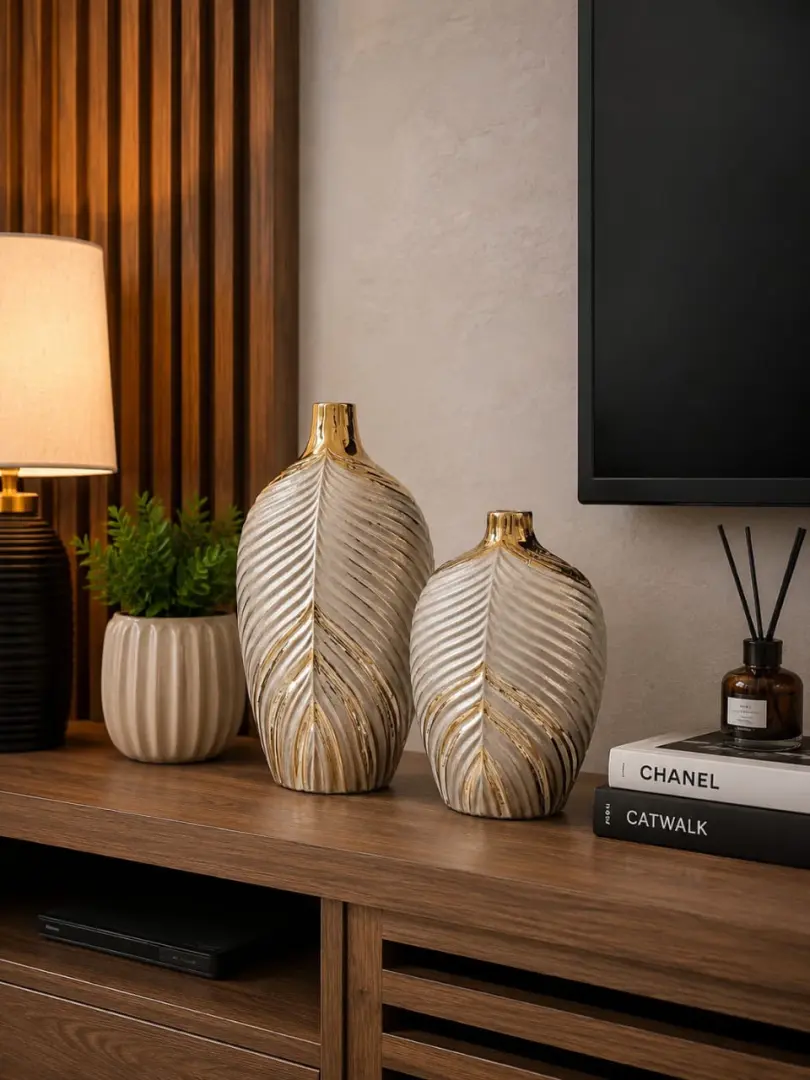Quality Pair Ceramic Vases (Set of 2) thumbnail 2