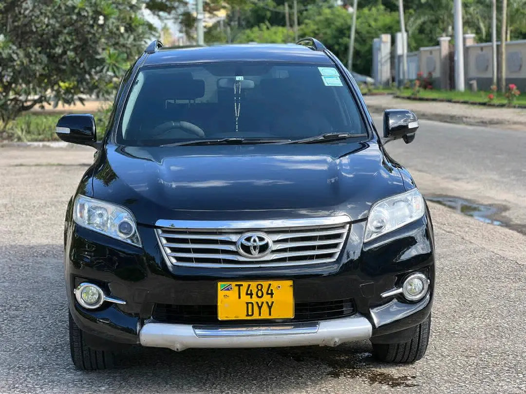 Toyota Vanguard 2011 (DYY)