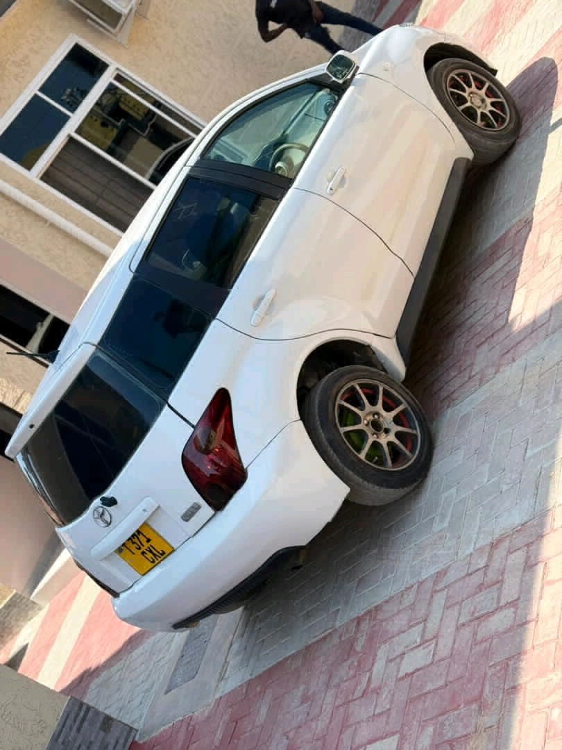 Toyota Ist CXL 1290cc for Sale thumbnail 2