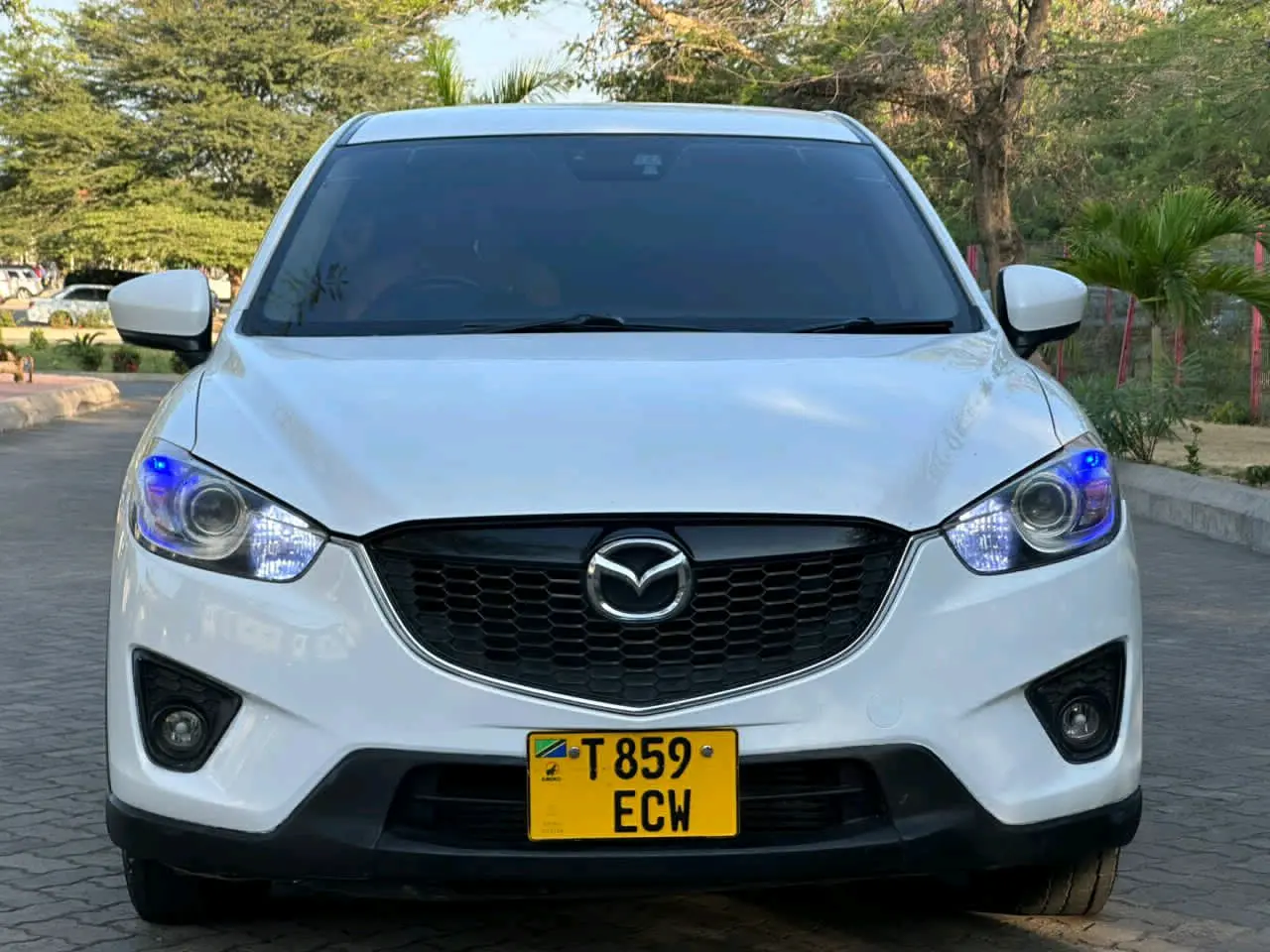 Mazda CX-5 2014 Nyeupe, AC Kamili