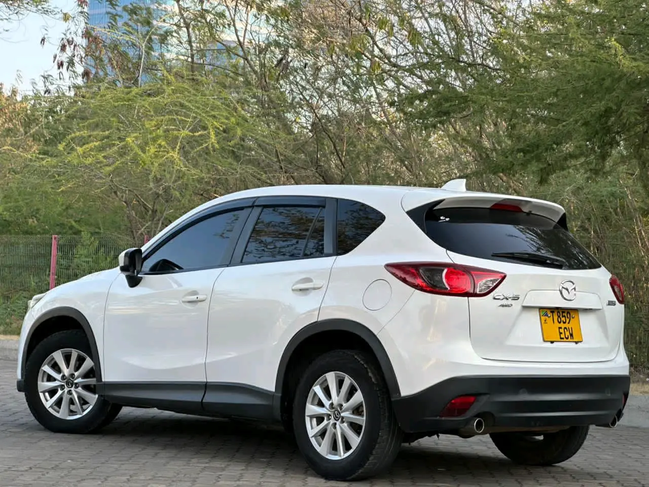 Mazda CX-5 2014 Nyeupe, AC Kamili thumbnail 7
