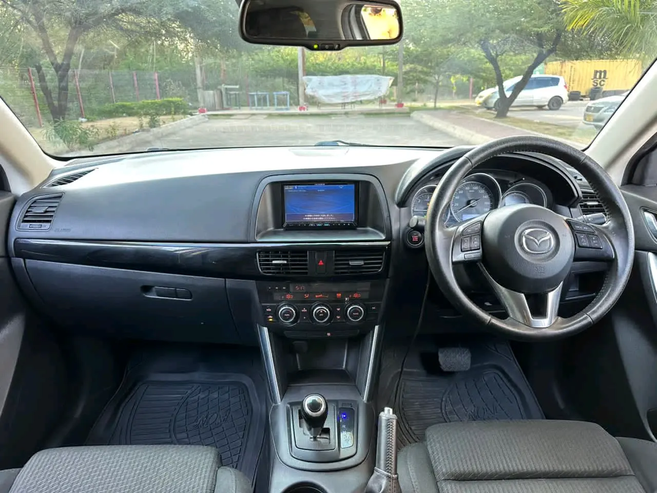 Mazda CX-5 2014 Nyeupe, AC Kamili thumbnail 9