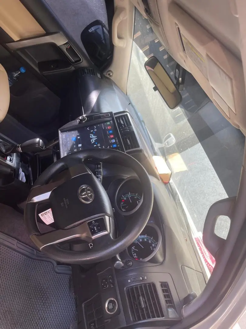 Toyota Land Cruiser Prado 150 Full Option thumbnail 7