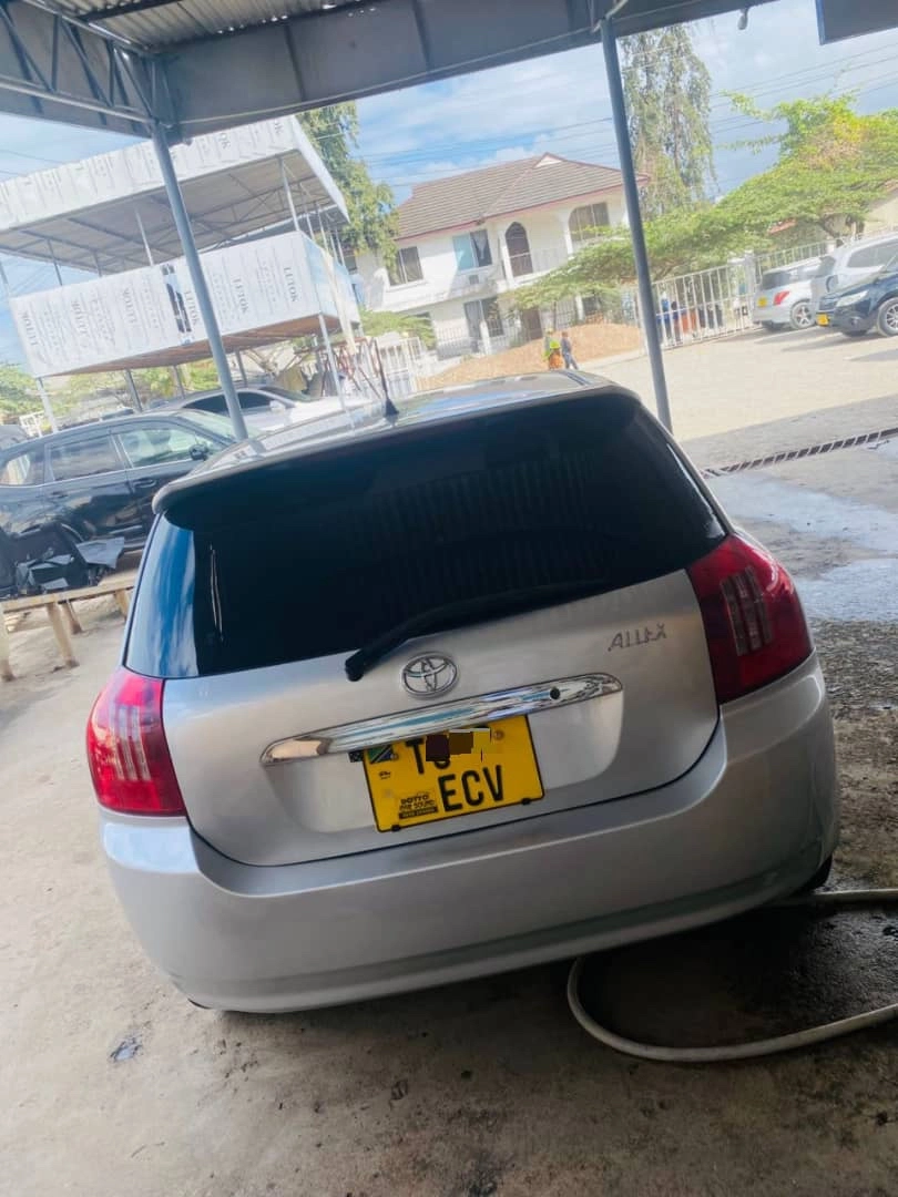 Toyota Allex Sedan 1490cc Automatic thumbnail 7