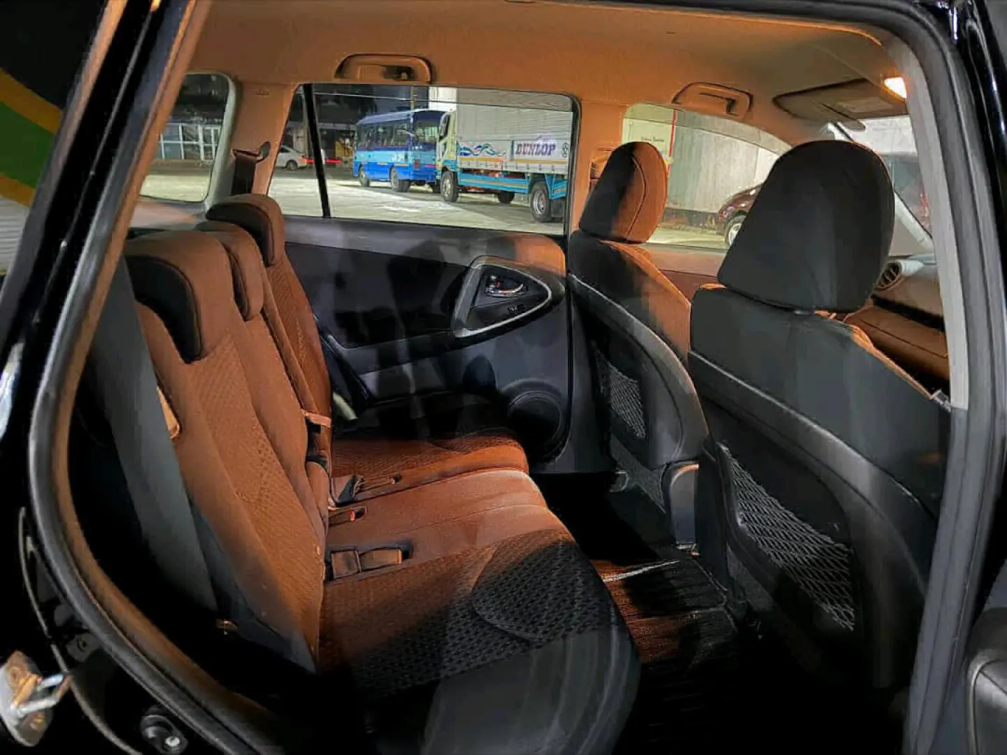 2012 Toyota Vanguard Black SUV thumbnail 6