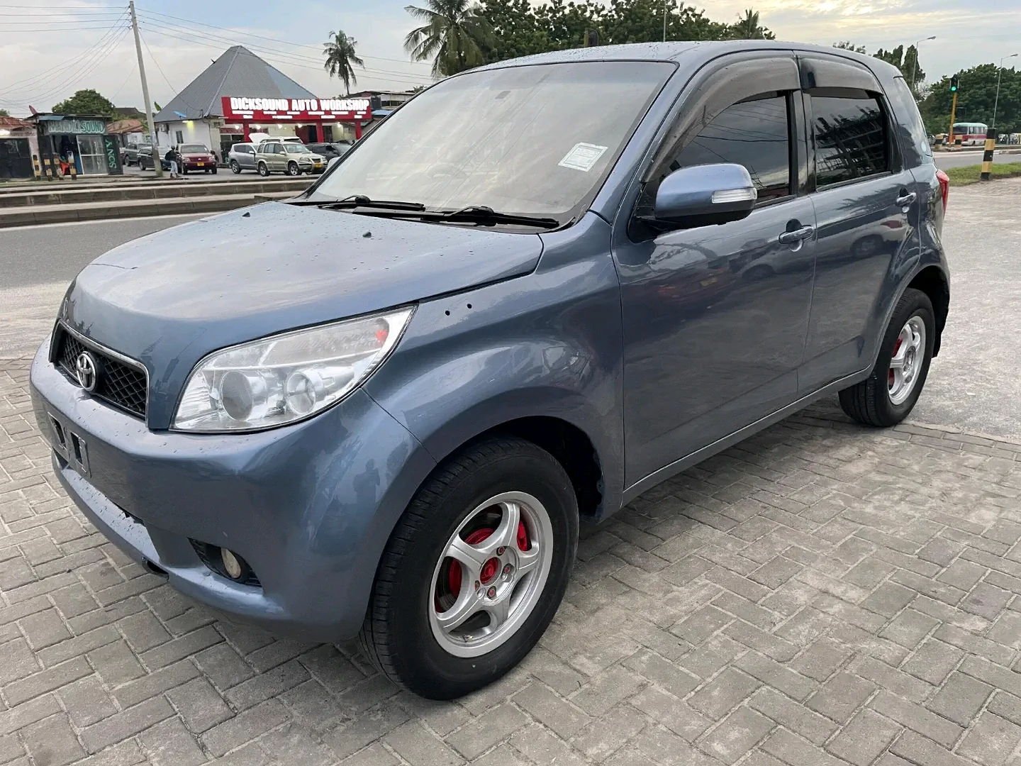 Toyota Rush SUV Automatic 1490cc thumbnail 4