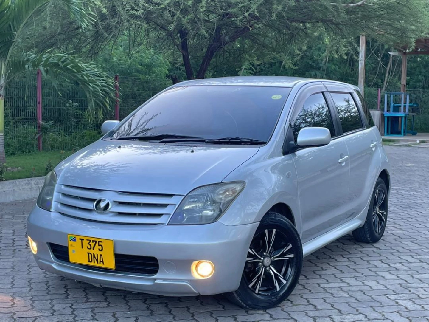Toyota Ist 2005, CC 1490, Silver thumbnail 8