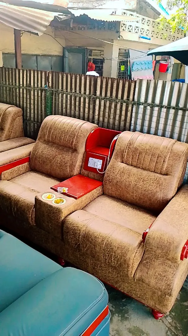 Modern Luxury Recliner Sofa Set