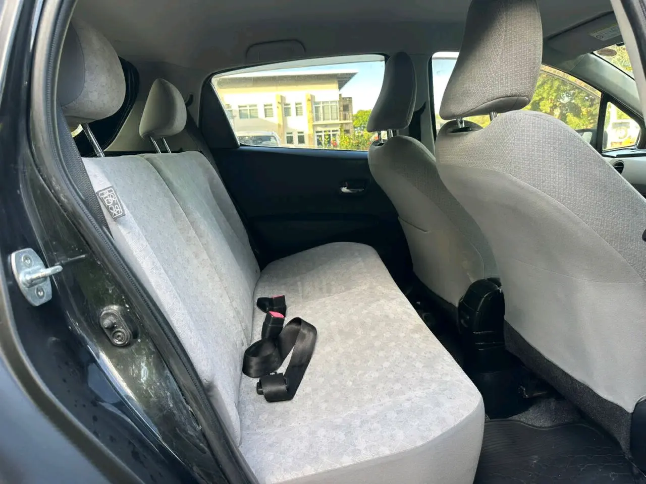 Toyota Vitz 2011 Model, Black thumbnail 7