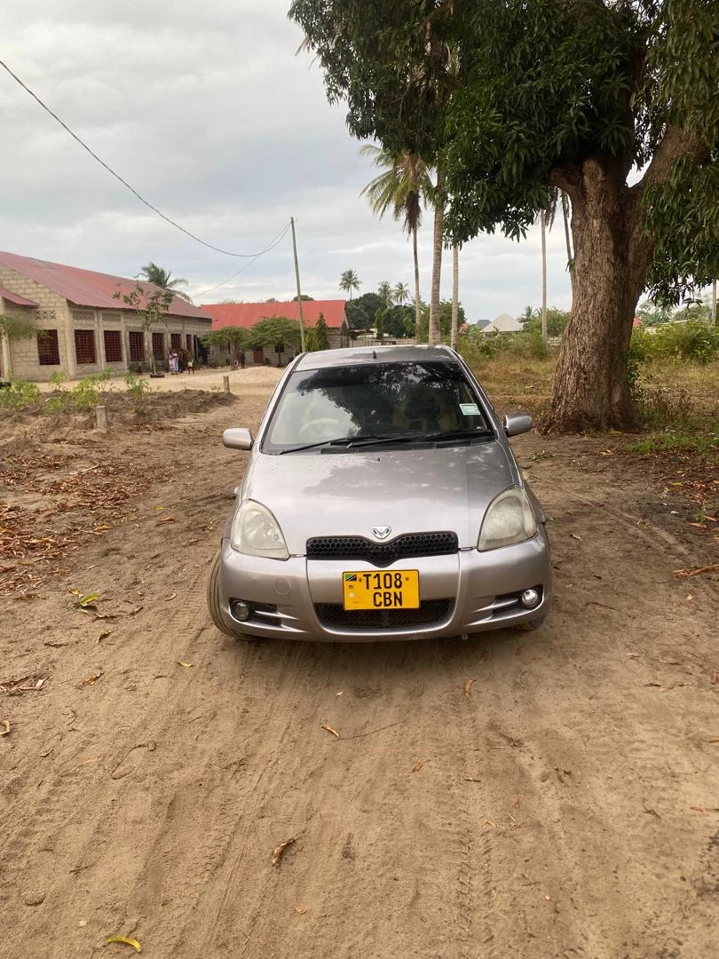 Toyota Vitz 2004 Model Old Reg CBN