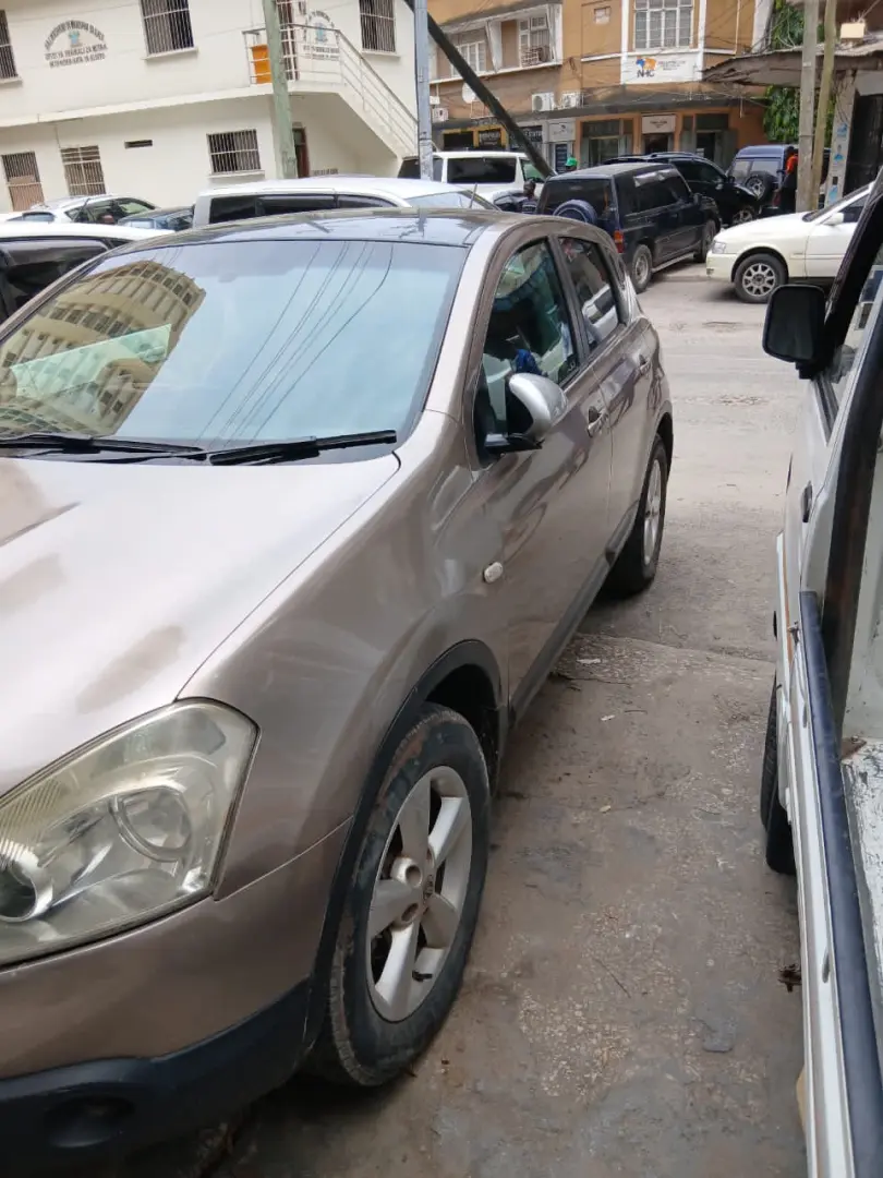 Nissan Dualis Beige/Gold Inauzwa thumbnail 2