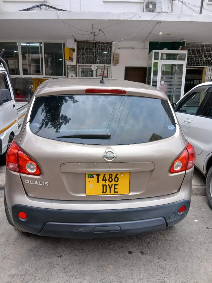Nissan Dualis Beige/Gold Inauzwa thumbnail 3