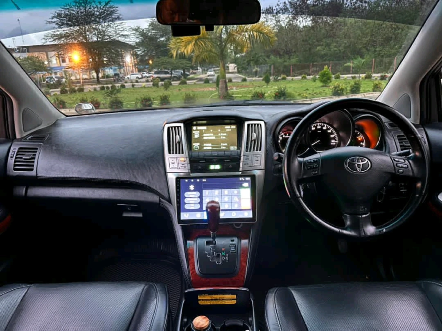 Toyota Harrier SUV 2007 Model for Sale thumbnail 7