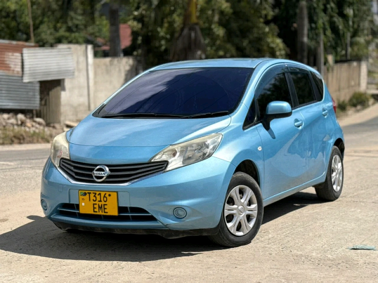 Nissan Note 2013 Model 1200 Cc thumbnail 4