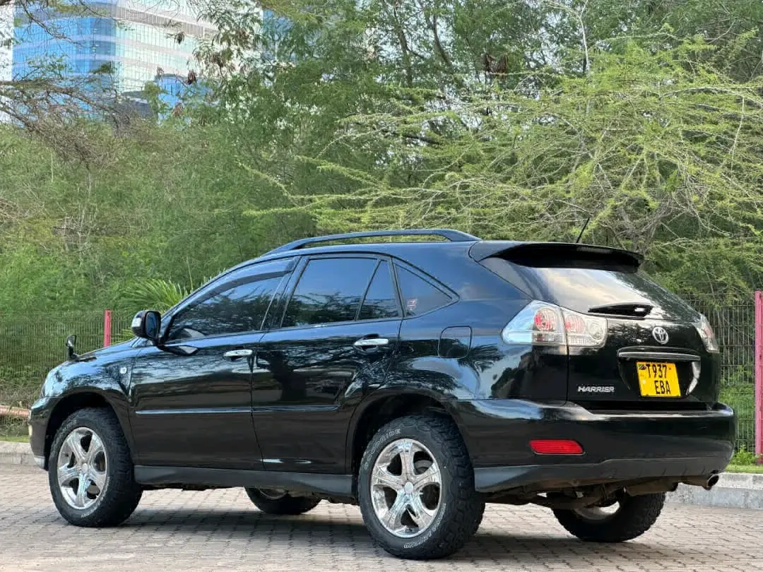 Toyota Harrier 2005 Black - New EBA thumbnail 5