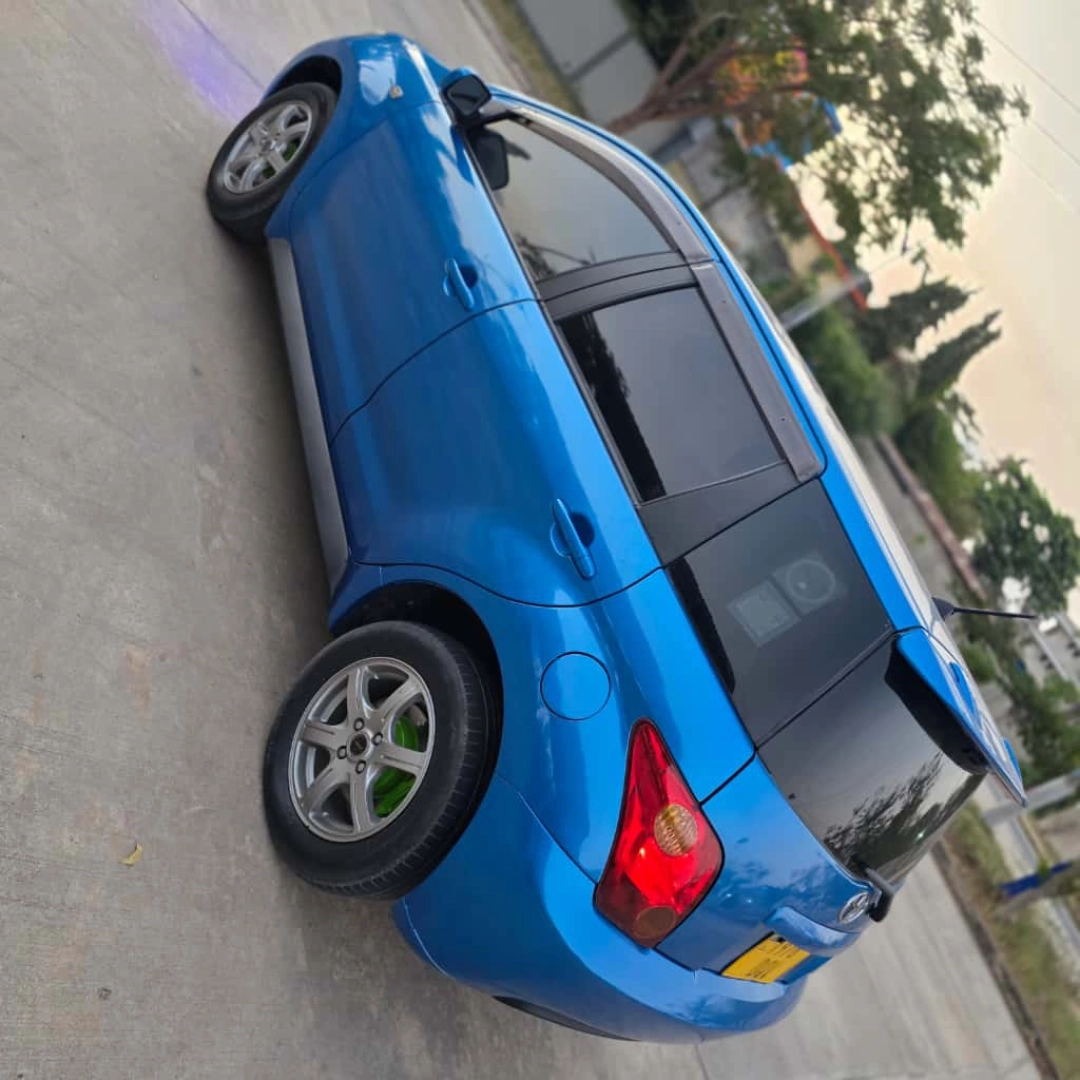 Used Blue Toyota Ist 2003 Full AC thumbnail 3