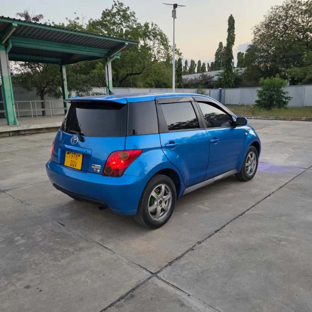 Used Blue Toyota Ist 2003 Full AC thumbnail 5