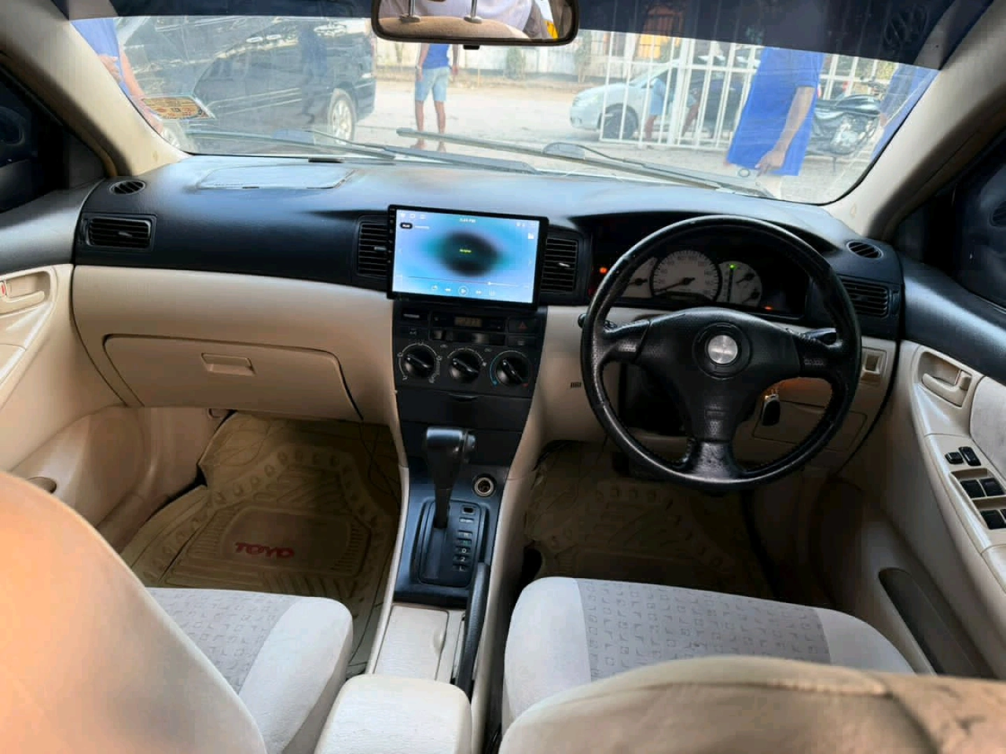 Toyota RunX DQE Silver Sedan thumbnail 7