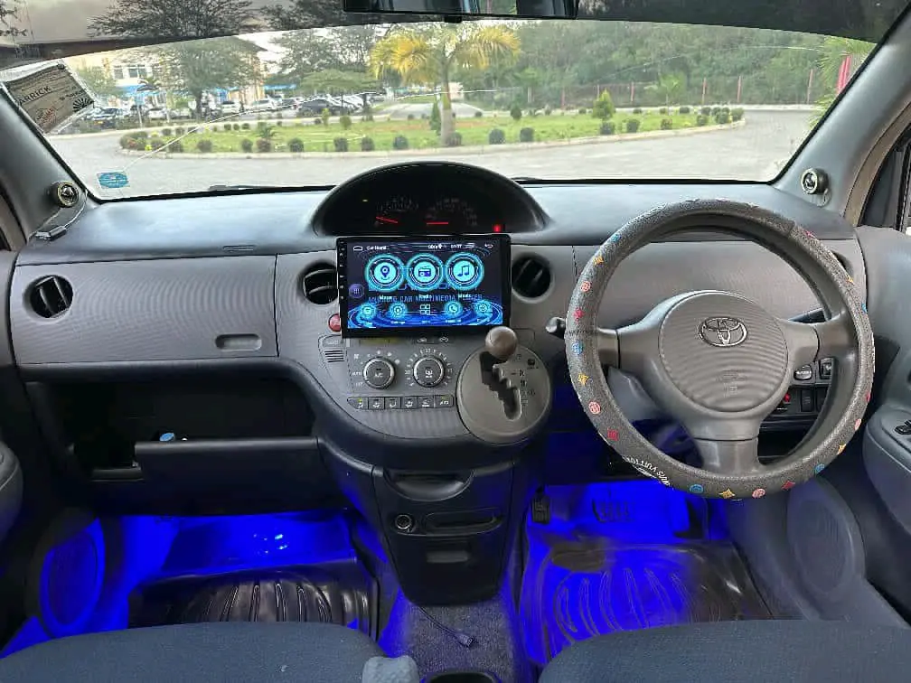 Toyota Sienta 2005 thumbnail 9