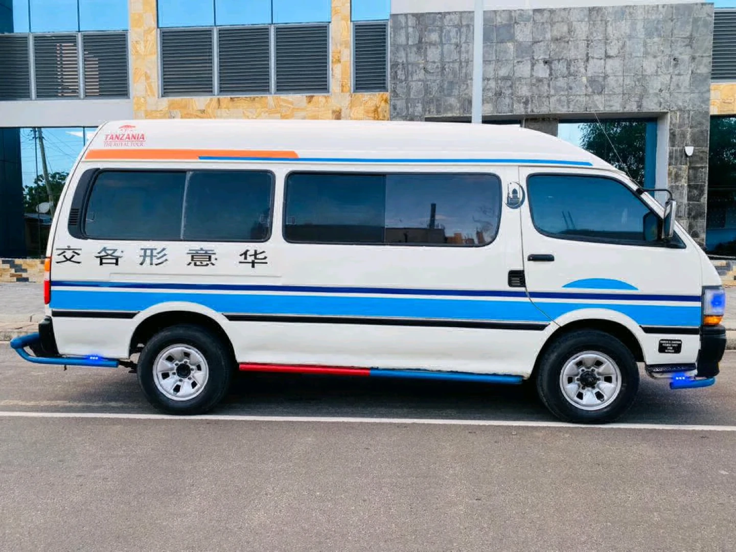 Toyota Hiace Daladala T879 DTO thumbnail 4