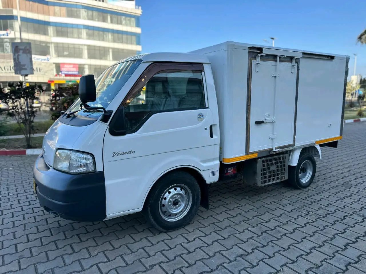 Nissan Vanette Refrigerated Truck (Friji) thumbnail 5