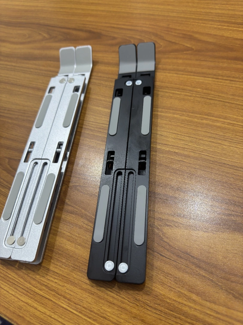 Aluminium Foldable Laptop Stand thumbnail 4