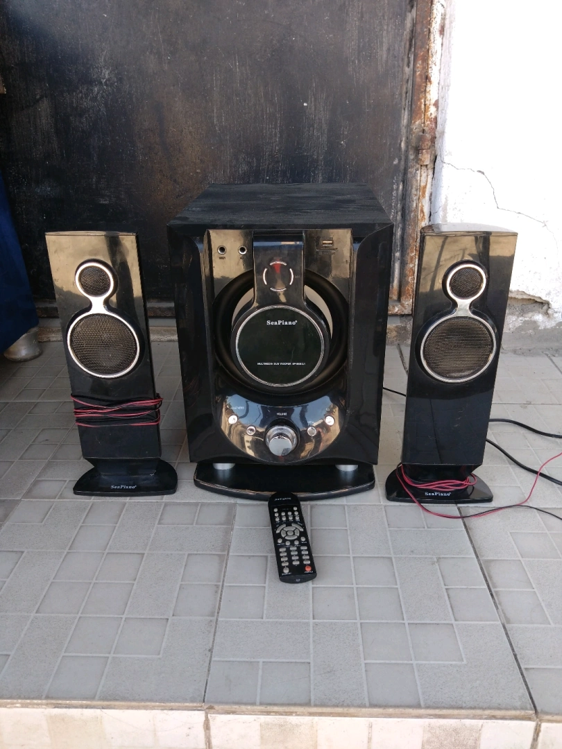 Sea Piano 2.1 Home Theater Sound System