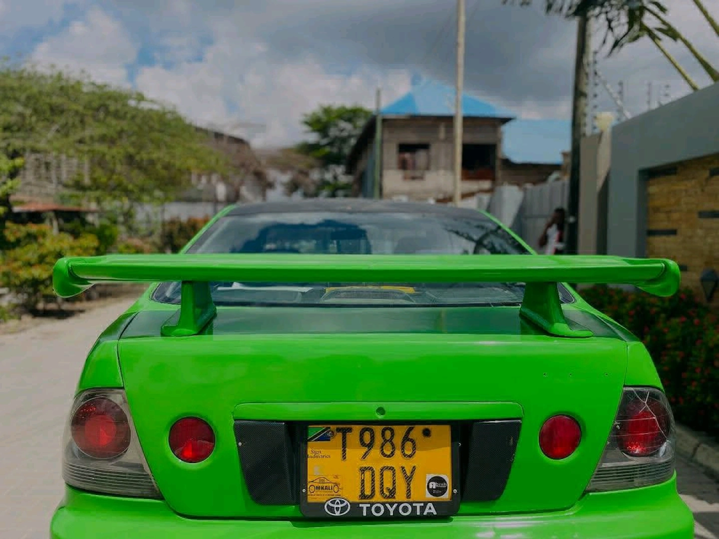 Toyota Altezza Sedan 1980cc (Bright Green)
