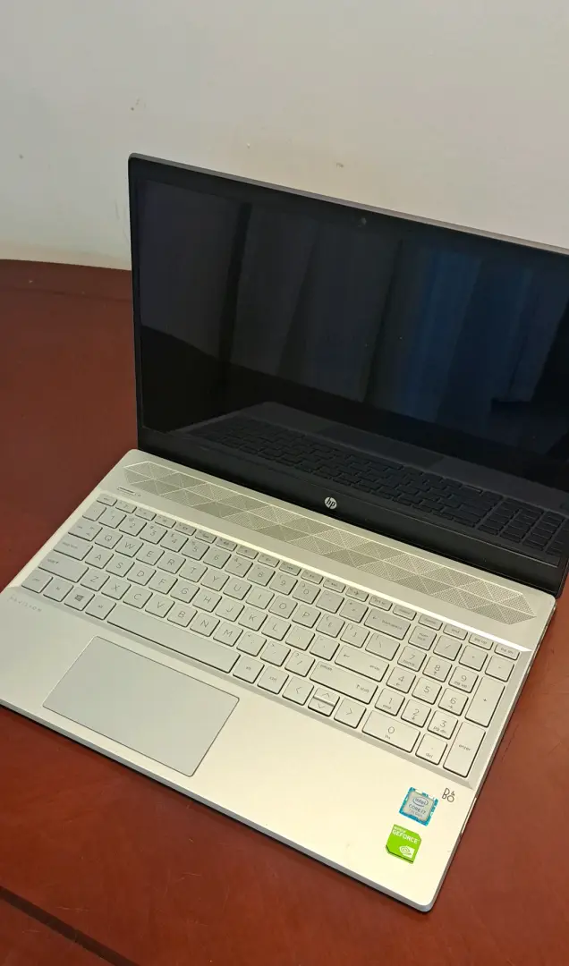 HP Pavilion 15 Gaming Laptop (Core i7, 16GB RAM, 1TB SSD) thumbnail 3