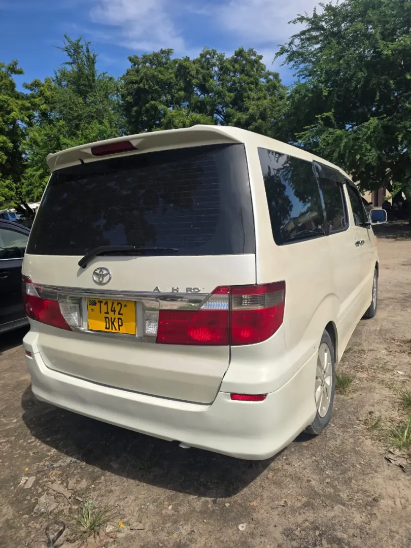 Toyota Alphard DKP thumbnail 4