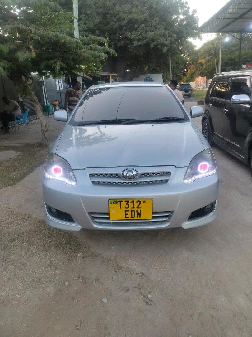 Toyota Allex 2005 Silver Sedan For Sale