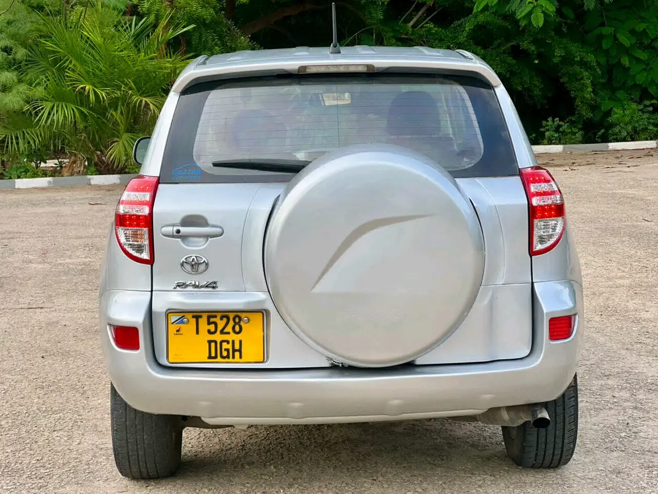Toyota RAV4 2006 Silver thumbnail 4