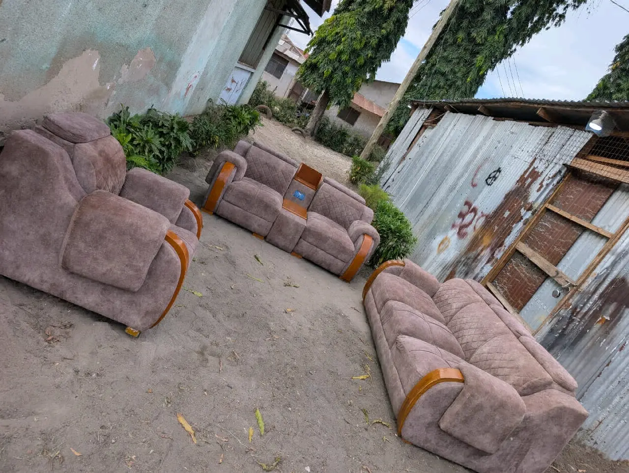Brown 3:2:1 Sofa Set with Recliner & Headrest thumbnail 2