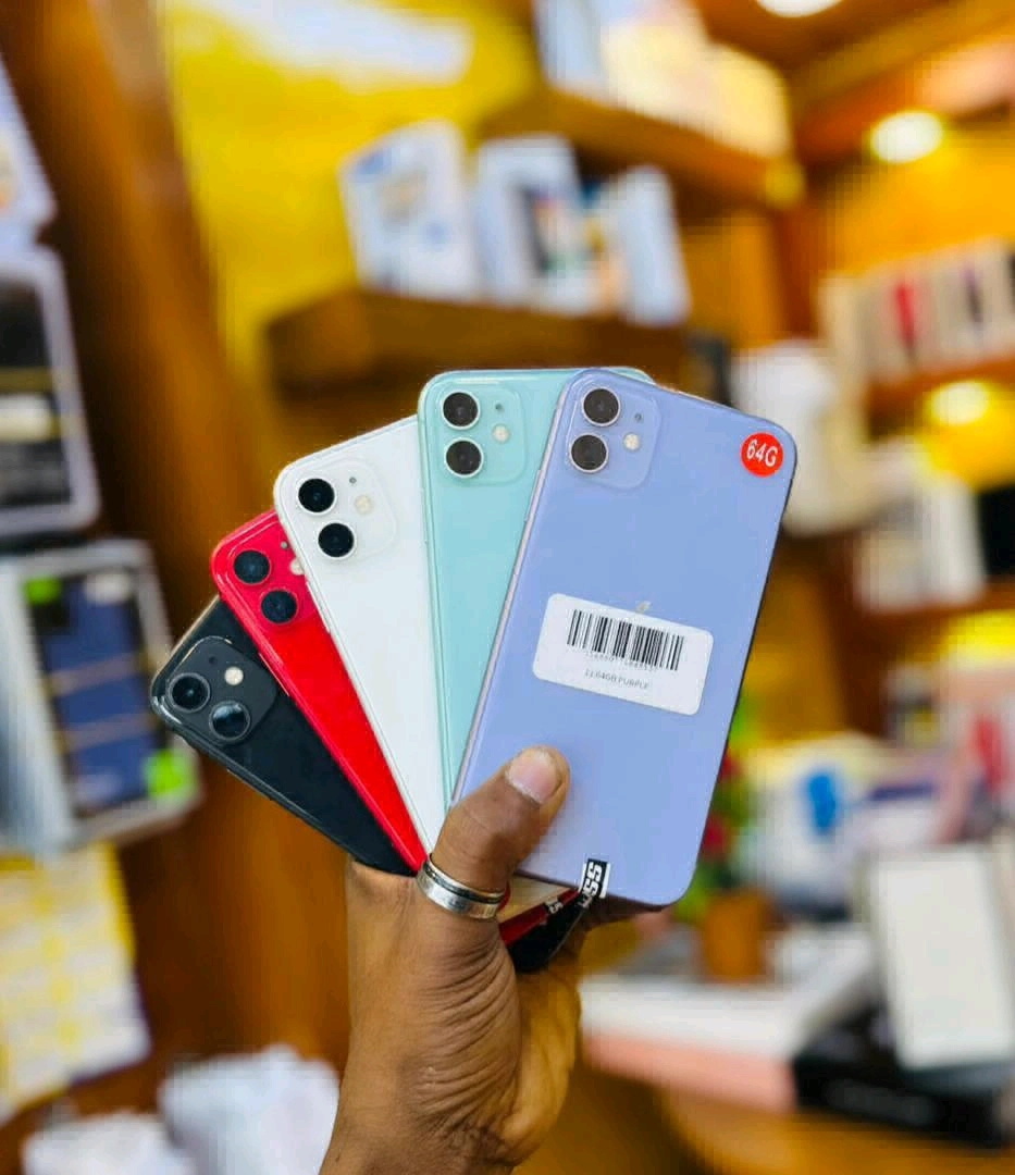 Used Apple iPhone 11 128GB (Dubai Import) thumbnail 2